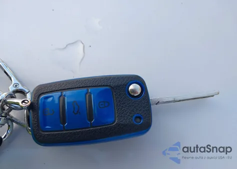 2015 Volkswagen Jetta 2.0L Tdi S z USA, uszkodzony, nr VIN 3VWLA7AJ4FM234347